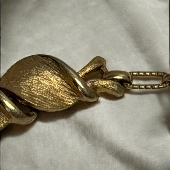 Vintage Emmons Textured Gold Tone Wave Design Choker/Necklace 14”+3.5” - Picture 10 of 11